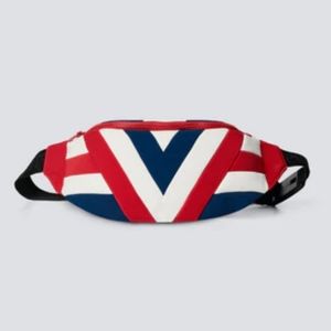 💥 Perfect Moment Red Rainbow Chevron Belt Bag Fanny Pack- Ski